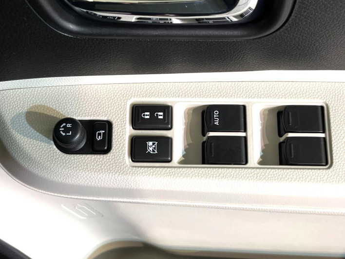 2016 Suzuki Ignis DAA-FF21S (UW-6a165ffba6940)[7]