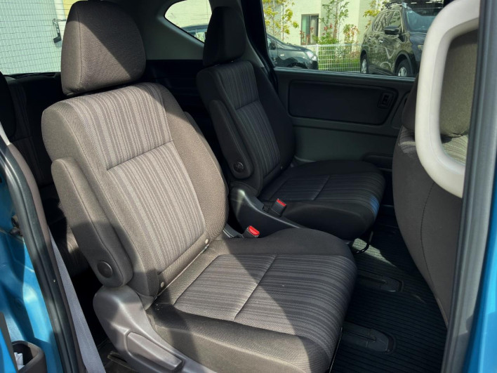 2017 Honda Freed DBA-GB5 (UW-6a165ffeb20c5)[21]