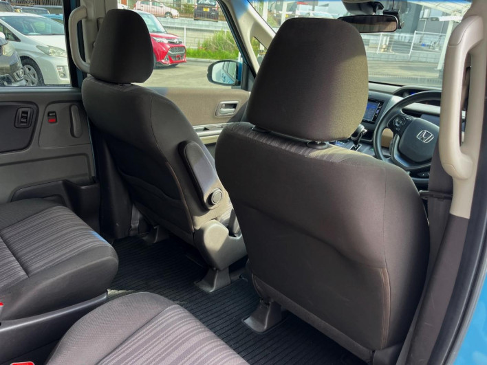 2017 Honda Freed DBA-GB5 (UW-6a165ffeb20c5)[22]