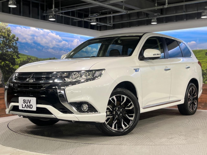 2016 Mitsubishi OUTLANDER PHEV DLA-GG2W (UW-6a166011189a6)[4]