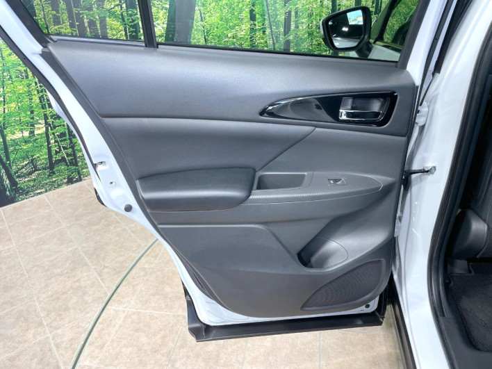 2021 Mitsubishi Eclipse Cross PHEV 5LA-GL3W (UW-6a1660143de09)[29]