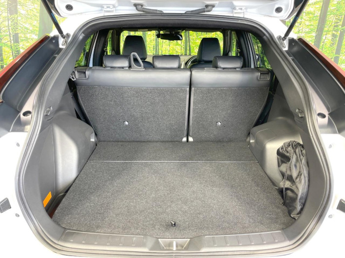 2021 Mitsubishi Eclipse Cross PHEV 5LA-GL3W (UW-6a1660143de09)[20]
