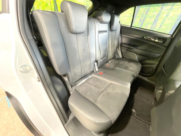 2021 Mitsubishi Eclipse Cross PHEV 5LA-GL3W (UW-6a1660143de09)[19]