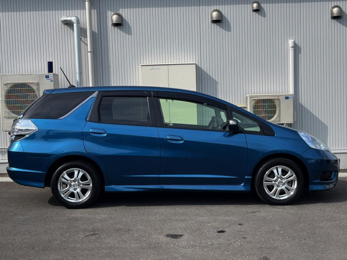2012 Honda Fit Shuttle Hybrid DAA-GP2 (UW-6a166016976c3)[23]