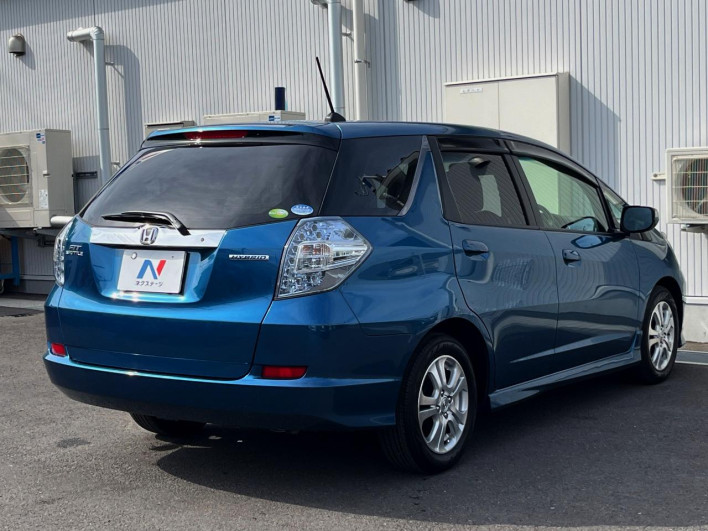 2012 Honda Fit Shuttle Hybrid DAA-GP2 (UW-6a166016976c3)[25]