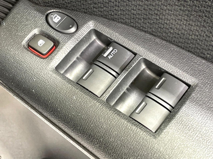 2012 Honda Fred Spike Hybrid DAA-GP3 (UW-6a166016c0486)[25]
