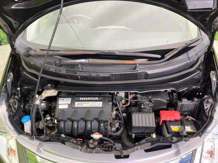 2013 Honda Freed hybrid DAA-GP3 (UW-6a166016cbca5)[4]