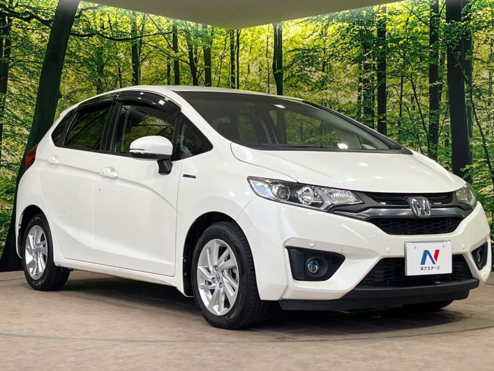 2014 Honda Fit Hybrid DAA-GP5 (UW-6a166018803d8)[9]
