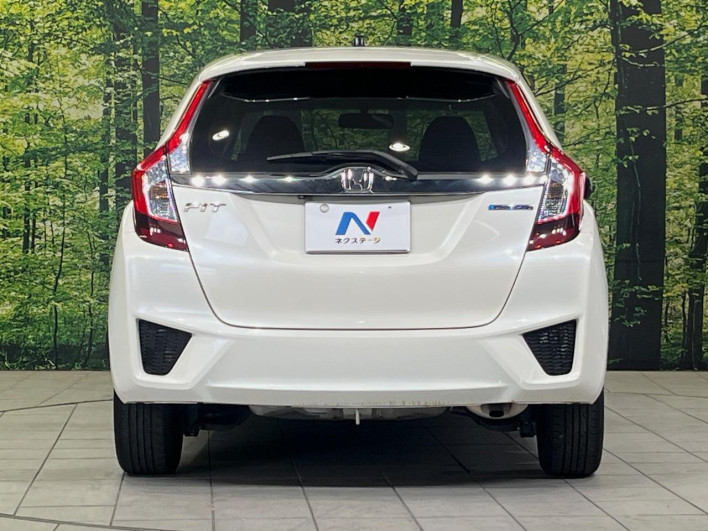 2015 Honda Fit Hybrid DAA-GP5 (UW-6a16601a26517)[6]