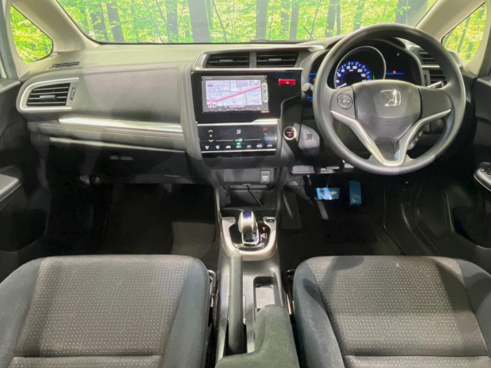 2015 Honda Fit Hybrid DAA-GP5 (UW-6a16601a26517)[21]