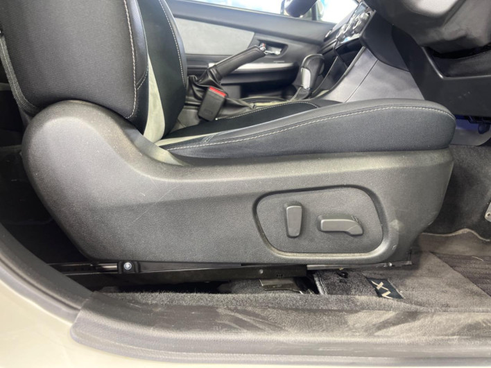 2016 Subaru XV HYBRID DAA-GPE (UW-6a16601c1fe15)[26]