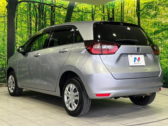 2022 Honda Fit 6AA-GR4 (UW-6a16601c5b971)[19]