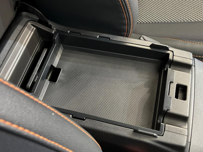 2018 Subaru XV 5AA-GTE (UW-6a1660247ff80)[27]
