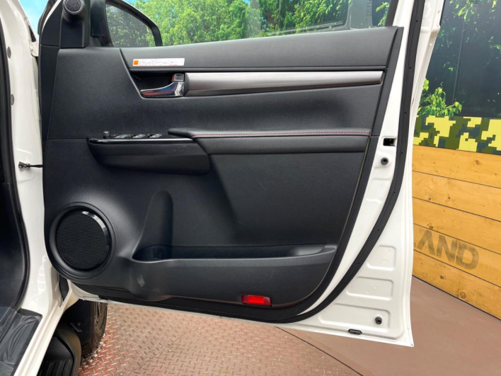 2022 Toyota Hilux 3DF-GUN125 (UW-6a16602732848)[27]