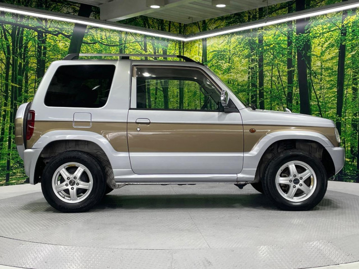 2007 Mitsubishi Pajero Mini ABA-H58A (UW-6a16602868c4b)[15]