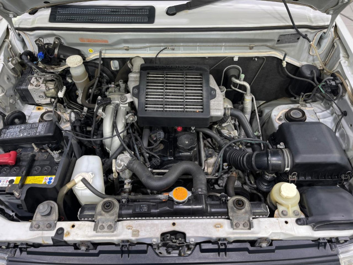 2011 Mitsubishi Pajero Mini ABA-H58A (UW-6a1660286a76a)[5]
