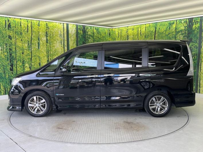 2013 Nissan Serena DAA-HC26 (UW-6a16602bf2939)[7]