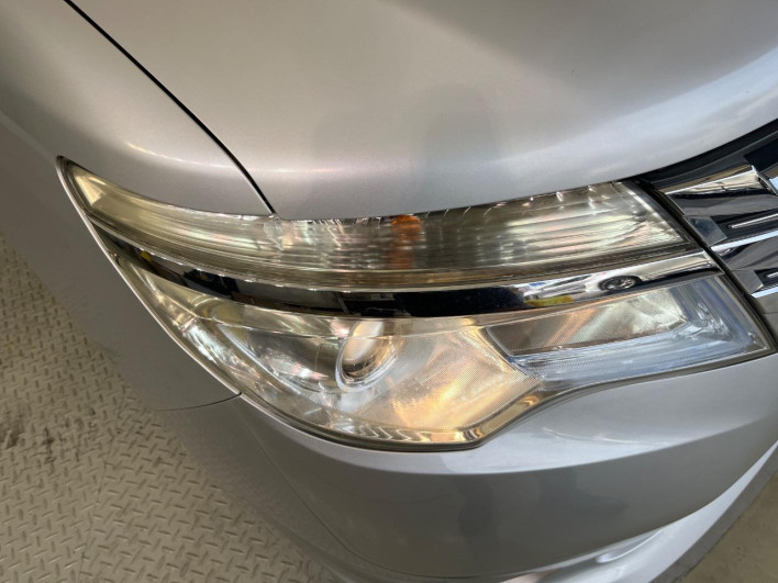 2015 Nissan Serena DAA-HC26 (UW-6a16602c247e1)[25]