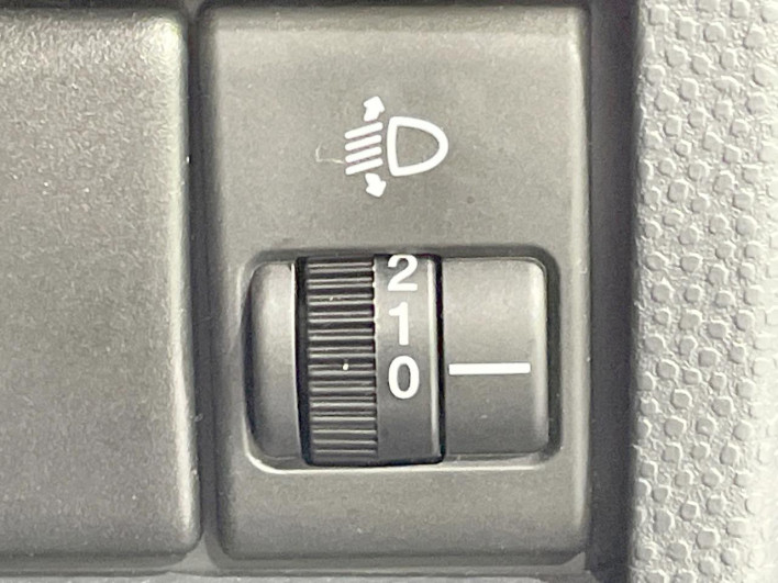 2013 Suzuki ALTO Lapin DBA-HE22S (UW-6a16602f44b5a)[28]