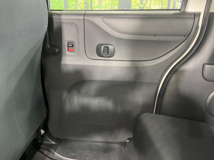 2013 Honda N-BOX DBA-JF1 (UW-6a16604474d42)[22]