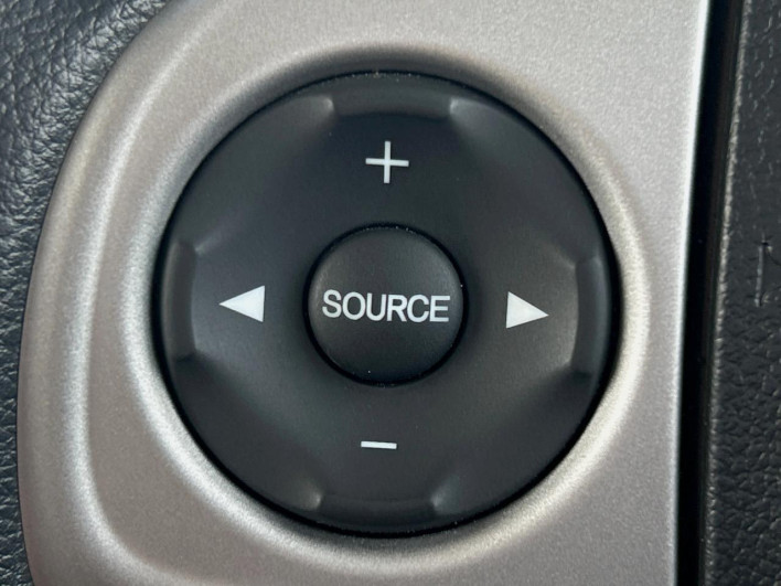 2013 Honda N-BOX CUSTOM DBA-JF1 (UW-6a166044b4ec2)[13]