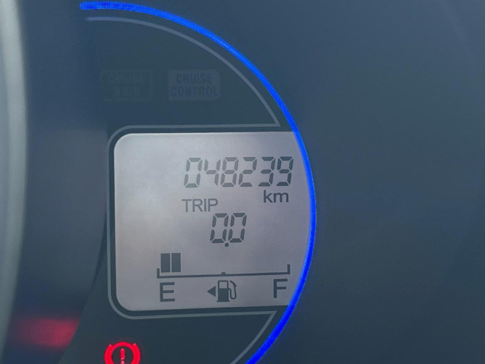 2013 Honda N-BOX CUSTOM DBA-JF1 (UW-6a166044b4ec2)[2]