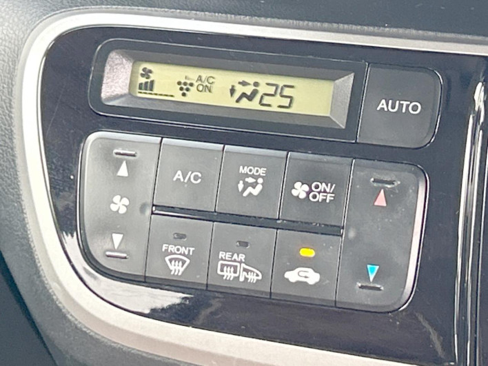 2014 Honda N-BOX DBA-JF1 (UW-6a1660464d2dc)[14]
