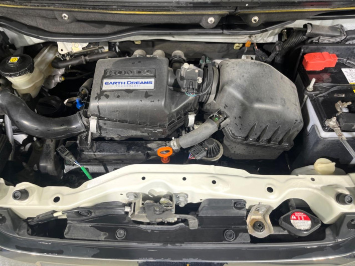 2017 Honda N-BOX CUSTOM DBA-JF1 (UW-6a166049bcf18)[7]