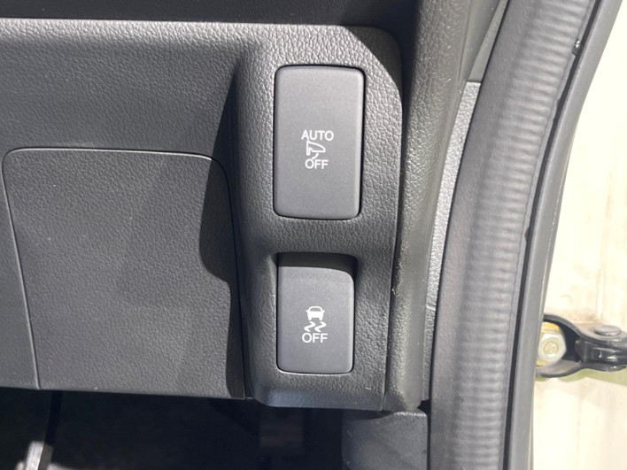 2017 Honda N-BOX CUSTOM DBA-JF1 (UW-6a166049bcf18)[10]
