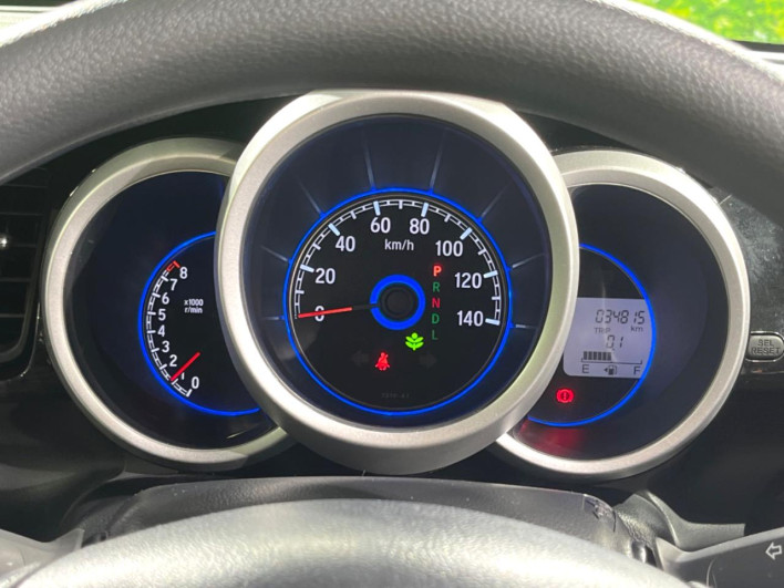 2017 Honda N-BOX CUSTOM DBA-JF1 (UW-6a166049bcf18)[16]