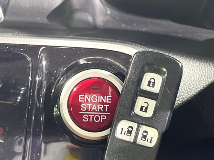 2017 Honda N-BOX CUSTOM DBA-JF1 (UW-6a166049bcf18)[21]