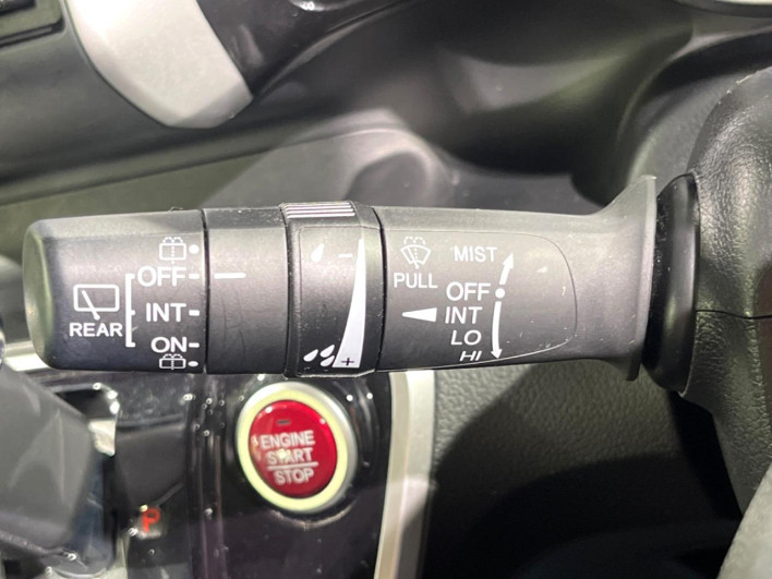2017 Honda N-BOX CUSTOM DBA-JF1 (UW-6a166049bcf18)[15]