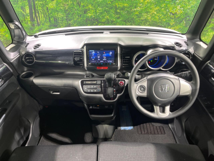 2017 Honda N-BOX CUSTOM DBA-JF1 (UW-6a166049bcf18)[25]