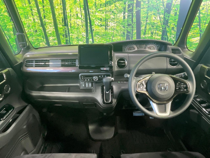 2017 Honda N-BOX CUSTOM DBA-JF3 (UW-6a16604ba9486)[29]