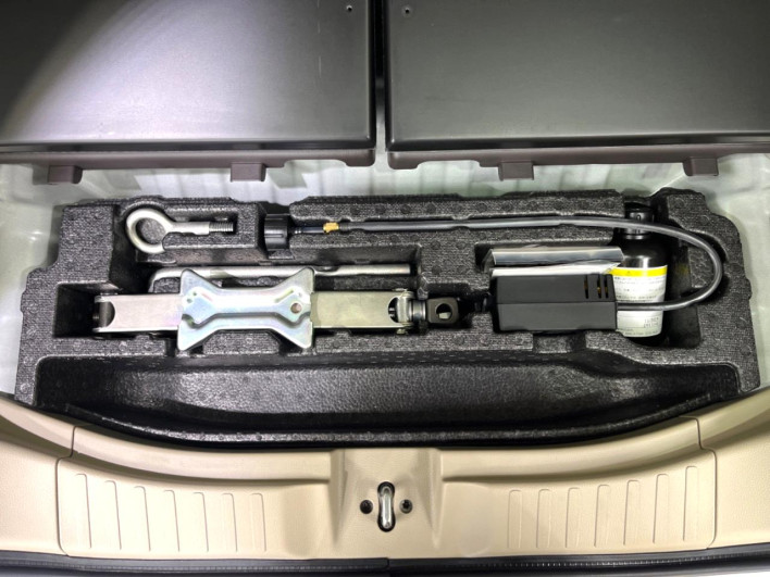2020 Honda N-BOX 6BA-JF3 (UW-6a16604fbf753)[14]