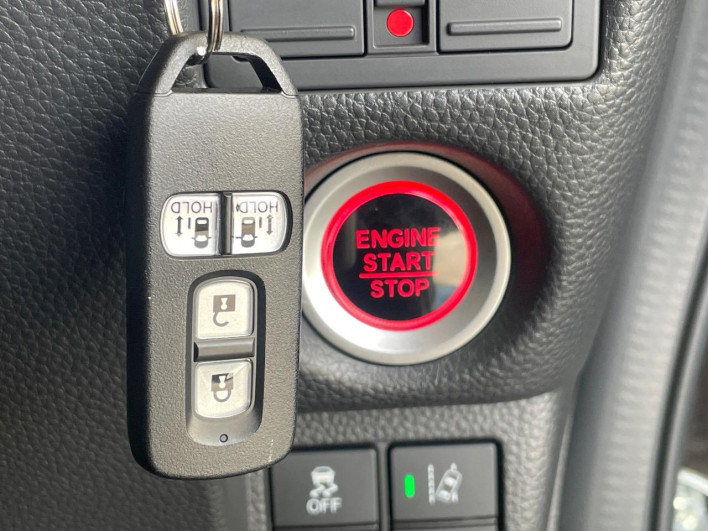 2020 Honda N-BOX CUSTOM 6BA-JF3 (UW-6a1660503ee5e)[24]