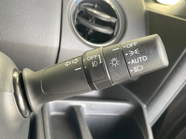 2020 Honda N-BOX CUSTOM 6BA-JF3 (UW-6a1660503ee5e)[18]