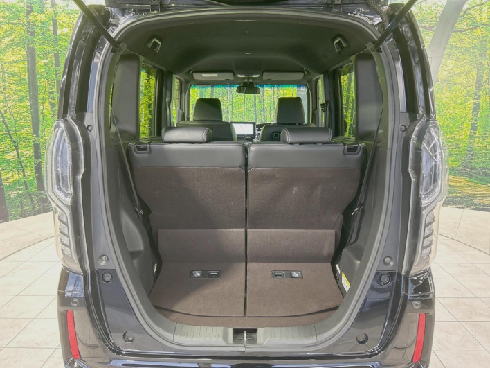 2018 Honda N-BOX CUSTOM DBA-JF3 (UW-6a1660507b1d7)[15]