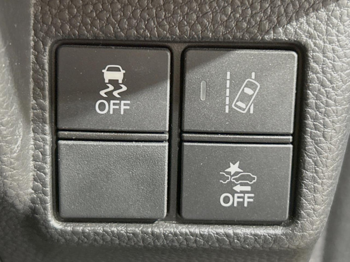 2018 Honda N-BOX CUSTOM DBA-JF3 (UW-6a1660507b1d7)[19]