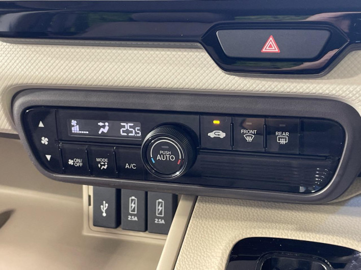 2018 Honda N-BOX DBA-JF3 (UW-6a166050e28b1)[26]