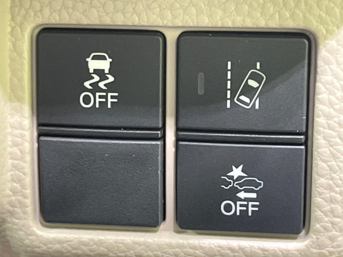 2018 Honda N-BOX DBA-JF3 (UW-6a166050e28b1)[8]