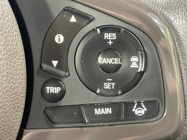 2018 Honda N-BOX DBA-JF3 (UW-6a166050e28b1)[22]