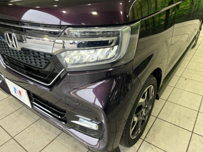 2018 Honda N-BOX CUSTOM DBA-JF3 (UW-6a166051e214a)[24]