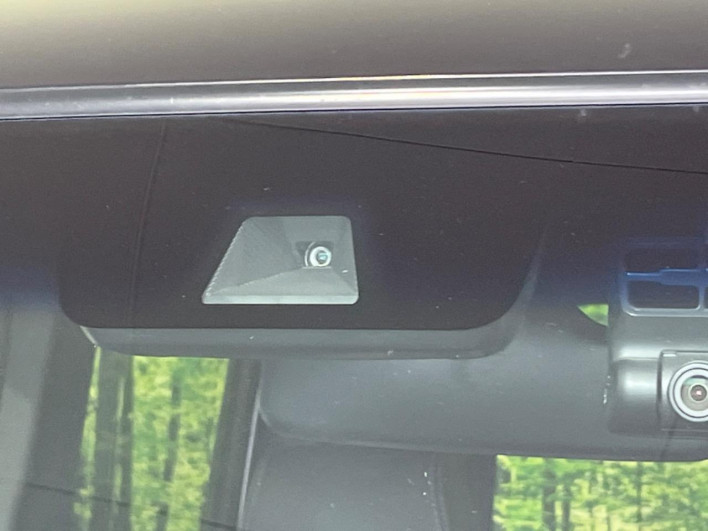 2018 Honda N-BOX CUSTOM DBA-JF3 (UW-6a166051e214a)[12]