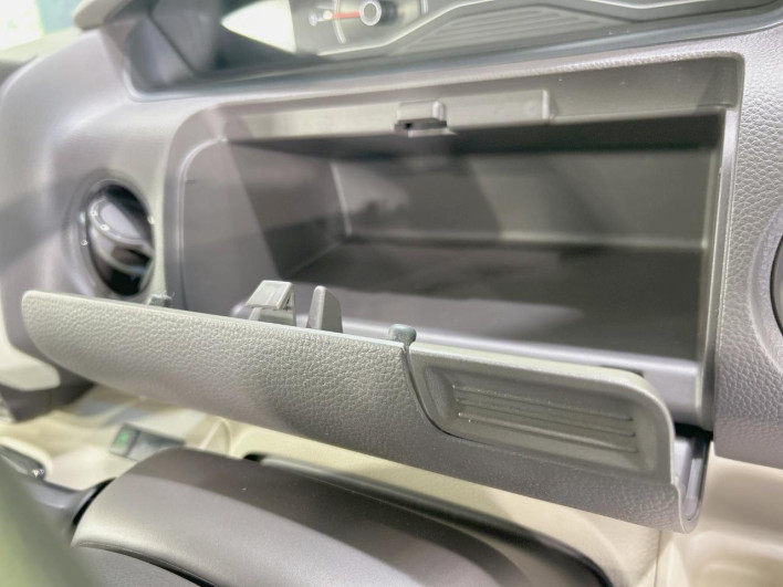 2018 Honda N-BOX DBA-JF3 (UW-6a1660527bc59)[27]