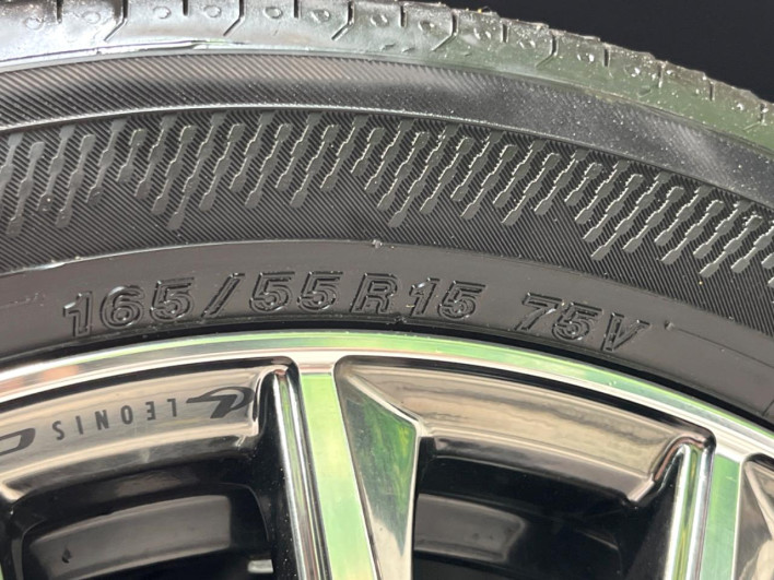 2019 Honda N-BOX CUSTOM DBA-JF3 (UW-6a166052cbf83)[23]