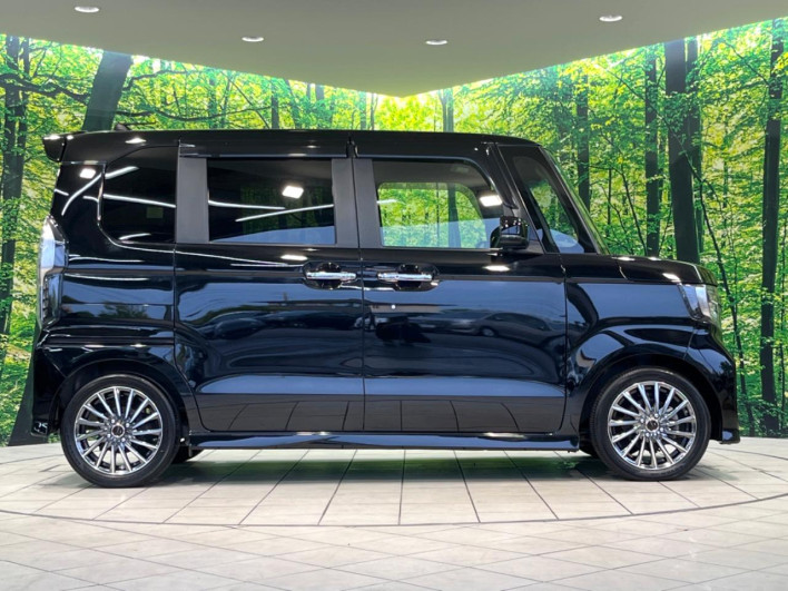 2019 Honda N-BOX CUSTOM DBA-JF3 (UW-6a166052cbf83)[18]