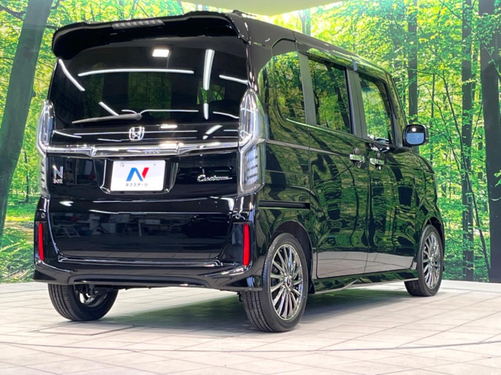 2019 Honda N-BOX CUSTOM DBA-JF3 (UW-6a166052cbf83)[17]
