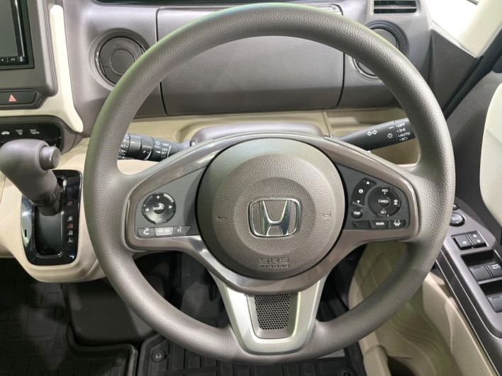 2020 Honda N-BOX 6BA-JF4 (UW-6a16605889177)[25]