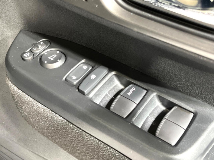 2024 Honda N-BOX CUSTOM 6BA-JF5 (UW-6a166059e2704)[7]